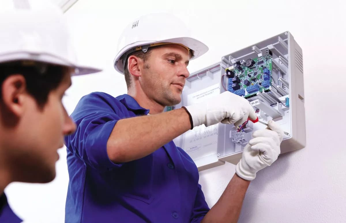 Elektriker Notdienst: Verlässliche Hilfe in der Not