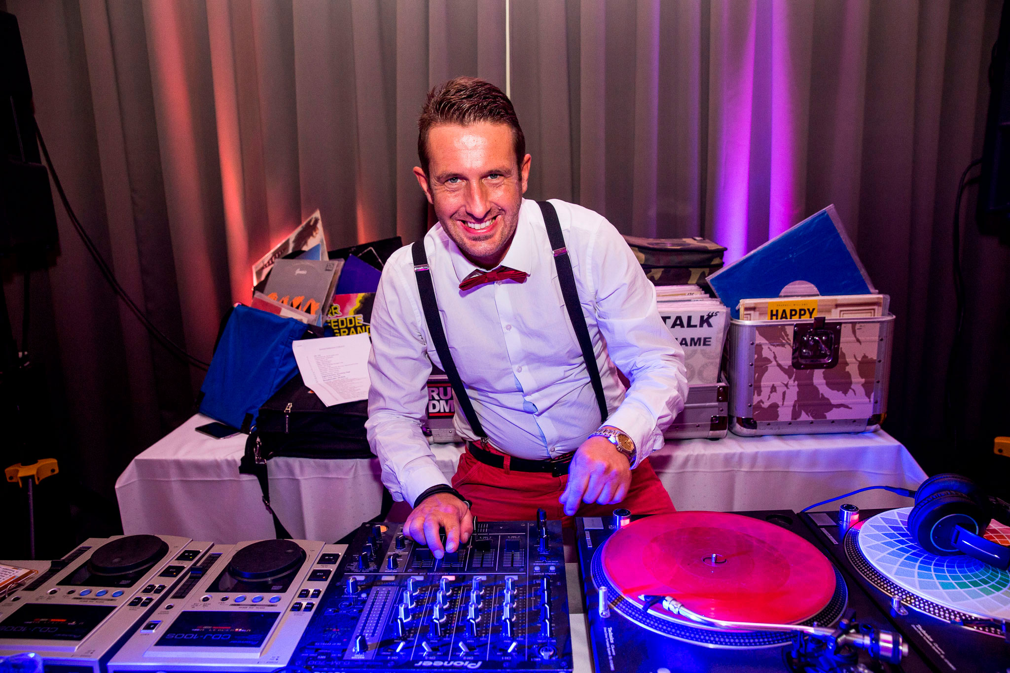 Den Empfang rocken: Tipps für Ihren Hochzeits-DJ